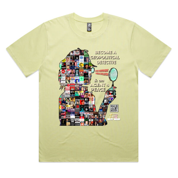 Geopolitical Detective Premium tee Thumbnail